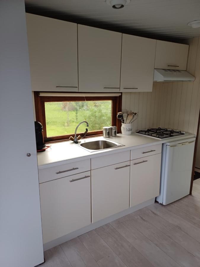 Vrijstaand Chalet Met Veel Buitenruimte En Veranda Zuid-Scharwoude 外观 照片