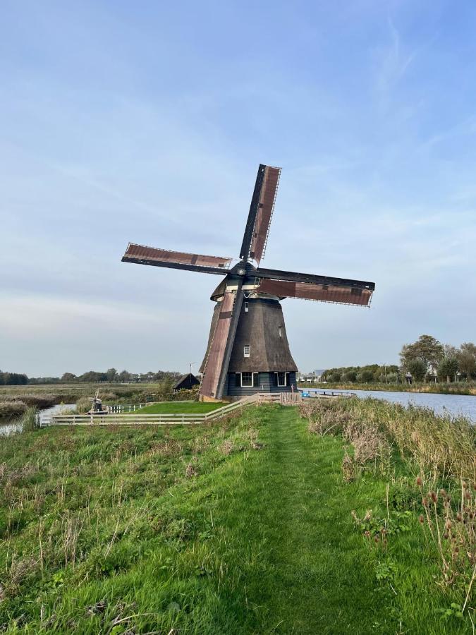 Vrijstaand Chalet Met Veel Buitenruimte En Veranda Zuid-Scharwoude 外观 照片